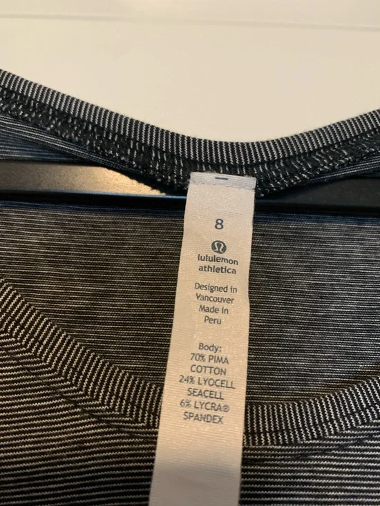 lululemon athletica Black & White Striped Long Sleeve Top Sz 8, GUC - Picture 2 of 6